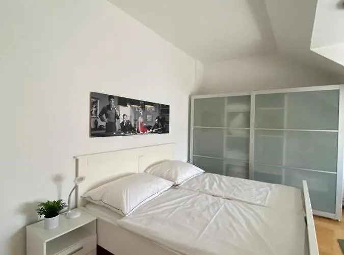 Cosy In Location Apartament